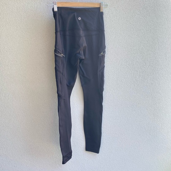 Lululemon Toasty Tech Tight II leggings size 2 - Picture 7 of 8